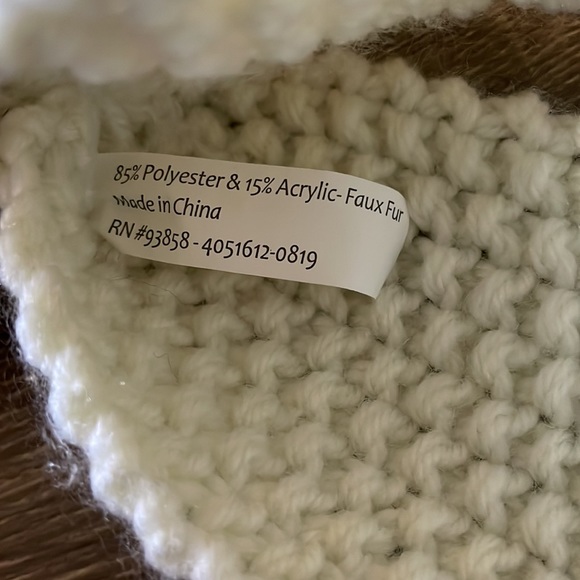 Mommy & Me matching winter headbands NWOT - Picture 4 of 6